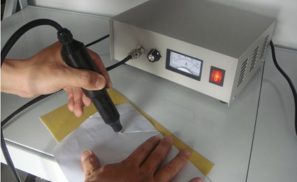 �����и