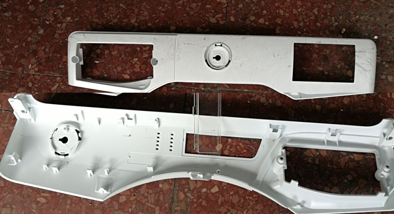 ϴ�C�����_͸���RƬ�������ۙC