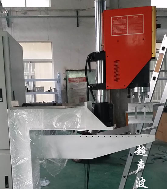 �пհ峬������ģ��