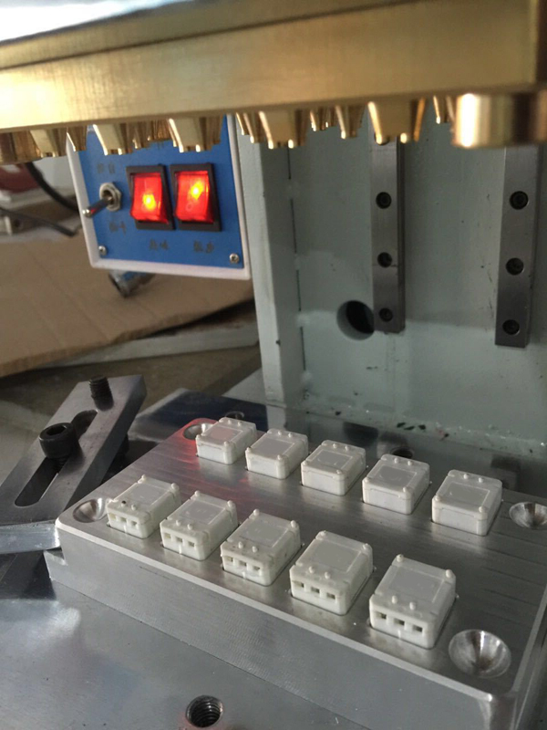 ��܇(ch��)���С�͟����T�c(di��n)�C