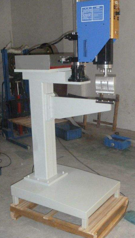 中空板箱封邊超聲波點(diǎn)焊機