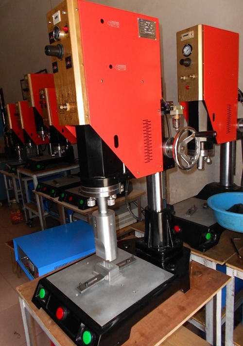 ܇(ch��)���c(di��n)�����������ቺģ��