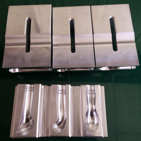 ܇(ch��)���c(di��n)�����������ቺģ��