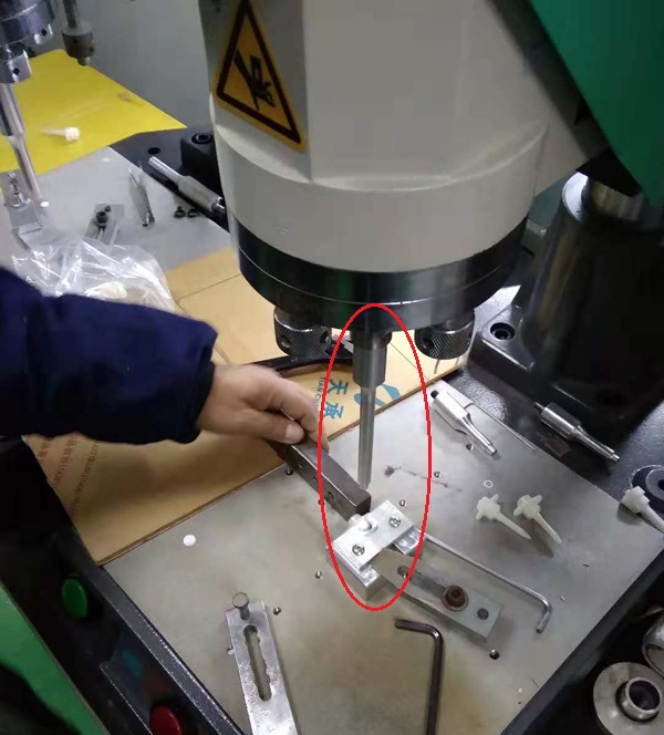 �t����ͨݔҺ��͸��Ĥ�������әC