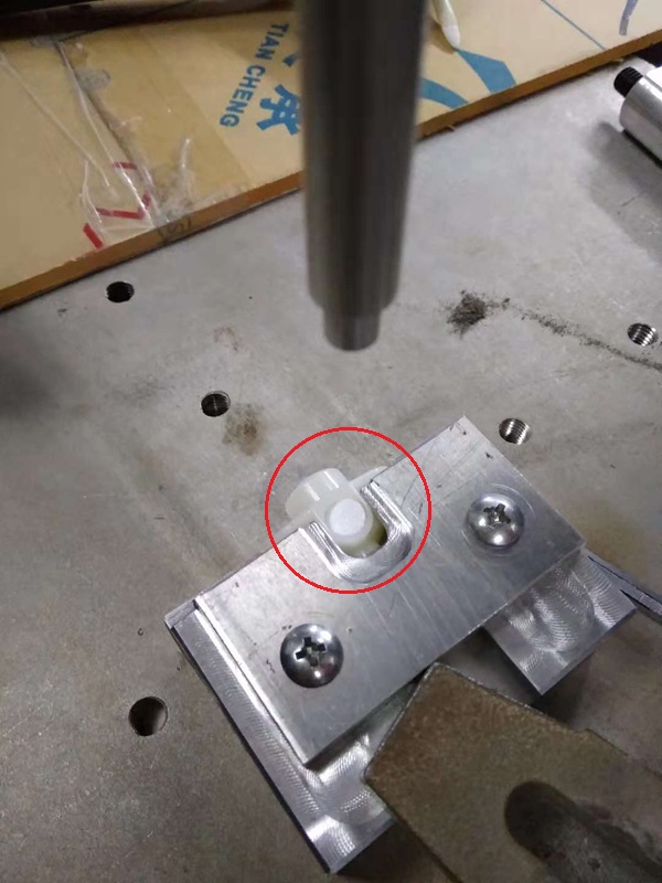 �t����ͨݔҺ��͸��Ĥ�������әC