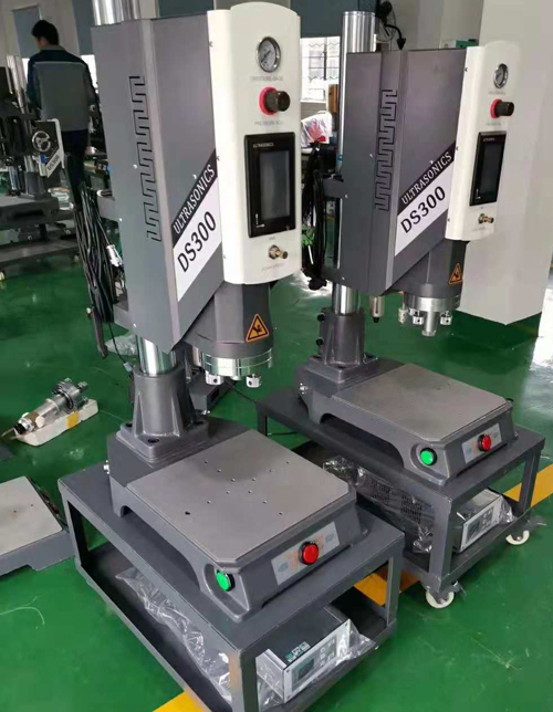 35khz���l�������Ϻ��C