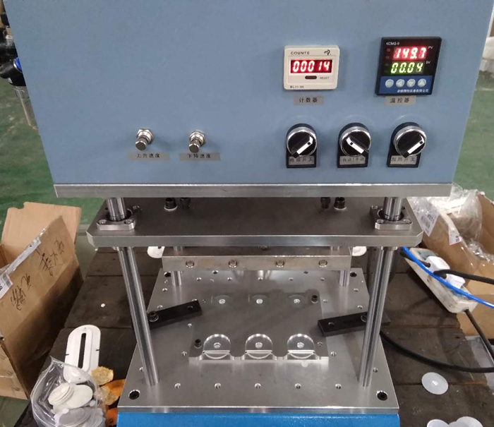 PE/PET͸���X���|Ƭ���ۺ��C