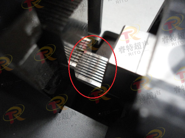 ��늄�(d��ng)��܇(ch��)�߉���(xi��n)���������C