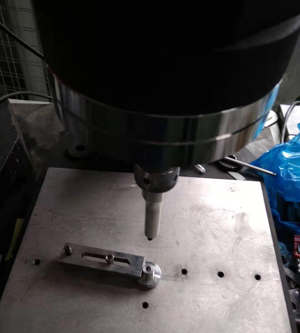 �t��͸�������y�����ܺ��C