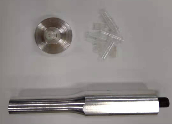 �t��͸�������y����ģ��