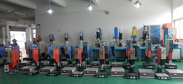 �t��͸�������y�������әC