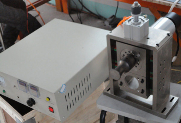 銅鋁鎳超聲波滾焊系統配套