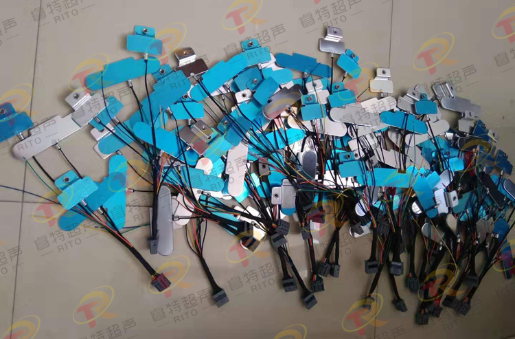 ����Դ��܇(ch��)��(d��ng)��늳زɘӾ�(xi��n)�X�ų��������c(di��n)���C