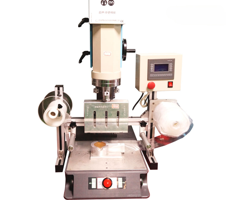 �������ӱ��oĤ�펧�C