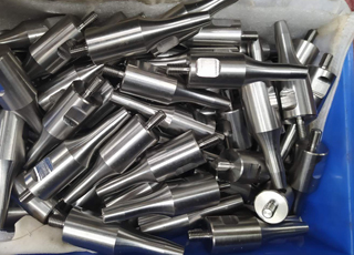 ���������c(di��n)�����^/����ģ��