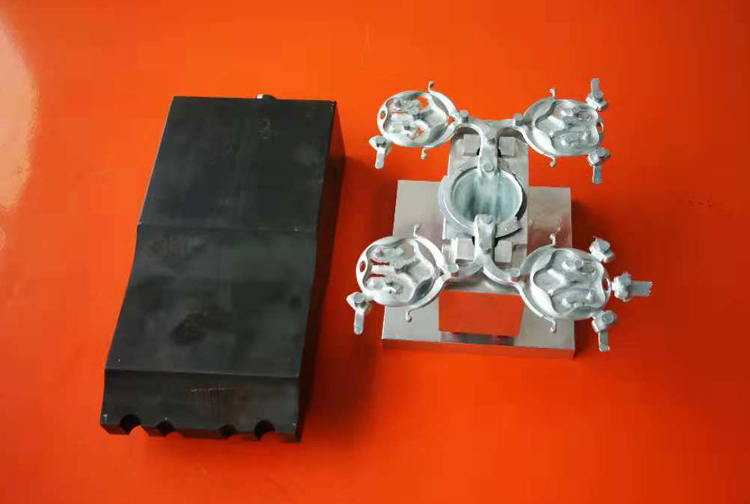 壓鑄鋅合金水口切斷超聲波焊機