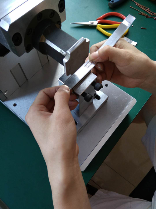 ����Դ��(d��ng)���늳؅R���ų����c(di��n)���C