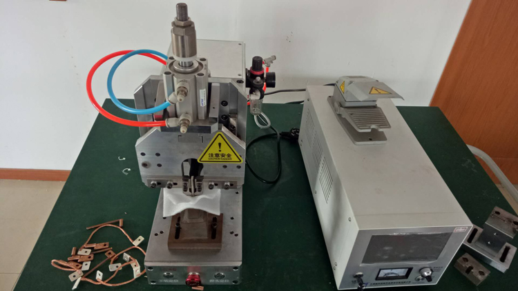 �^������_Ƭ�~������(xi��n)�����c(di��n)���C