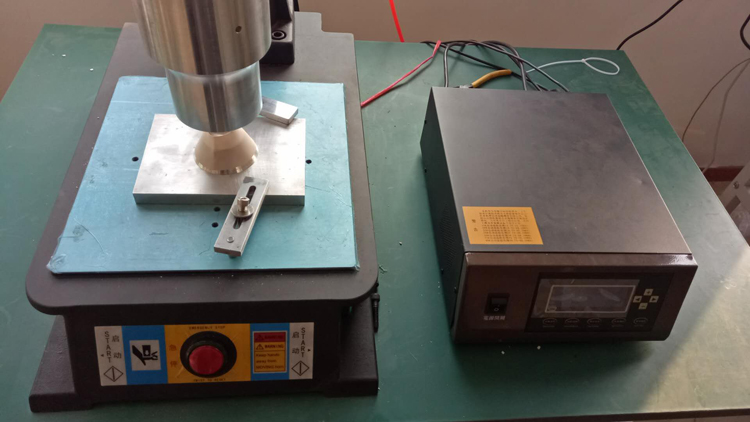 �����L(f��ng)���܉�߅�������әC