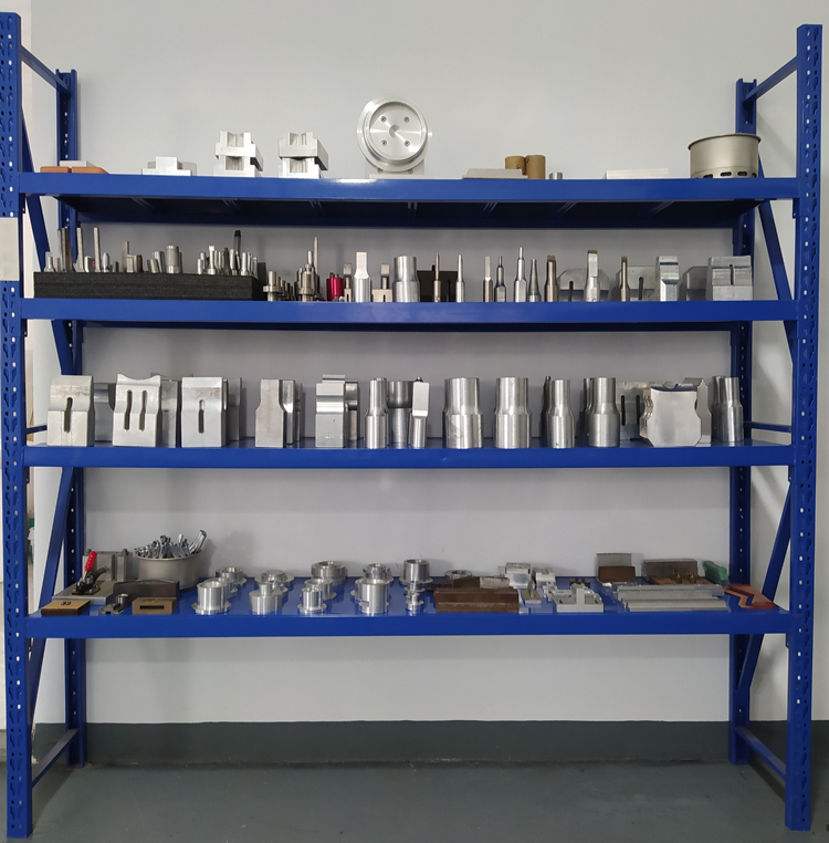 ����ʽ�����T�c(di��n)���әC