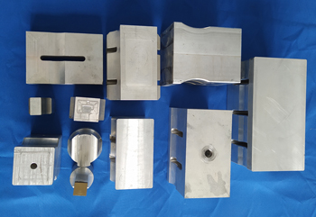 �������Ϻ��ӷ���ģ��