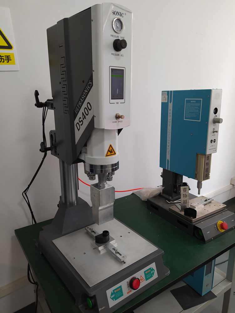 無(wú)紡布過(guò)濾棉與塑料超聲波熱熔模具