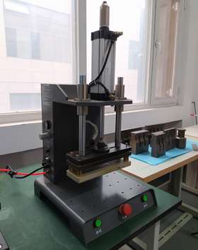 �_(k��i)��ʽС�͟��ۺ��әC