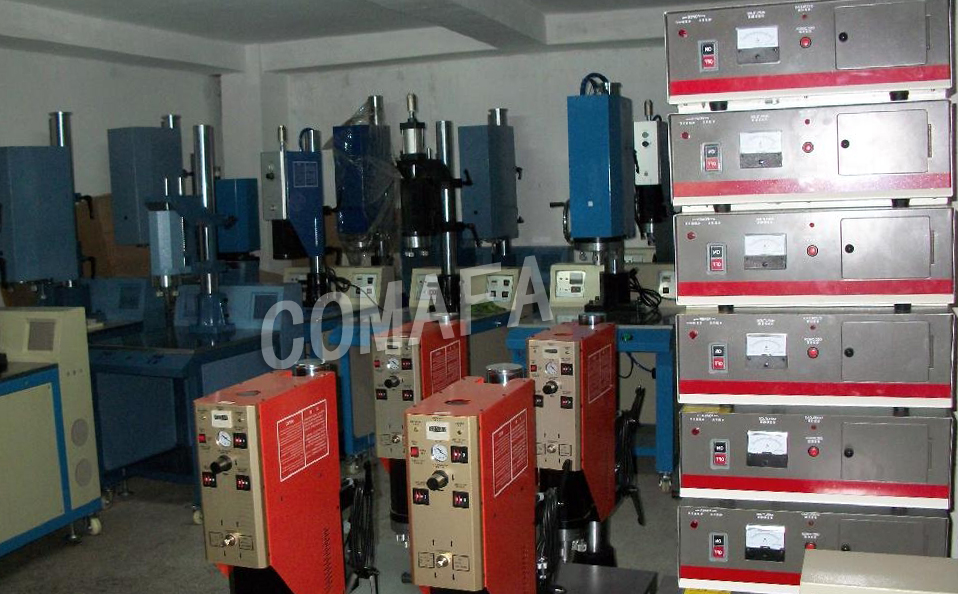 ���R�������әC