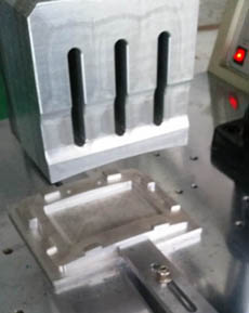 ������򚤺��әC