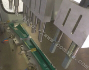 汽車(chē)超聲波多點(diǎn)鉚焊機