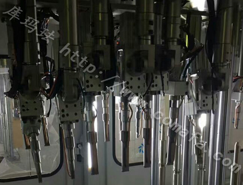 汽車(chē)超聲波多點(diǎn)鉚焊機