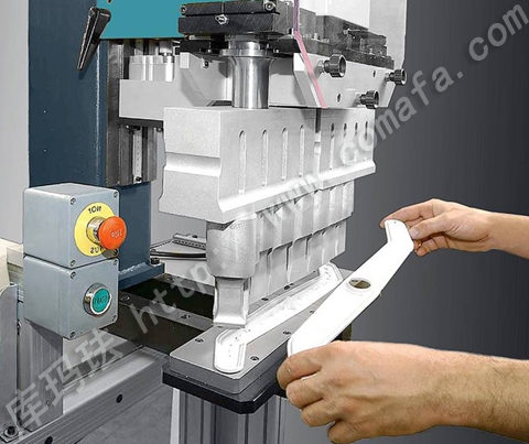 �p�^�������Ϻ��әC