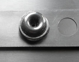 汽車(chē)門(mén)板熱鉚機鉚點(diǎn)