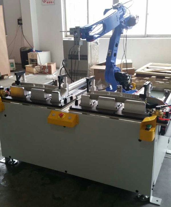 公司發(fā)展：超聲波焊接自動(dòng)化