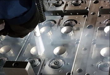 �ɱ���ϴģ�߲��E