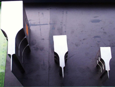 �����и�ϵ�y�İ��b�{ԇ���l(f��)�������B