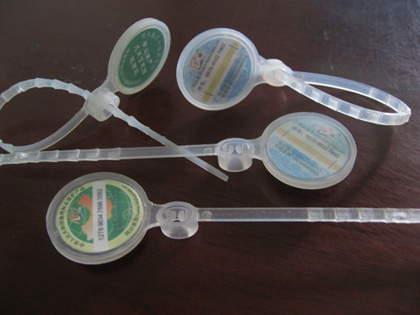 ���Θ�־�������ۙC