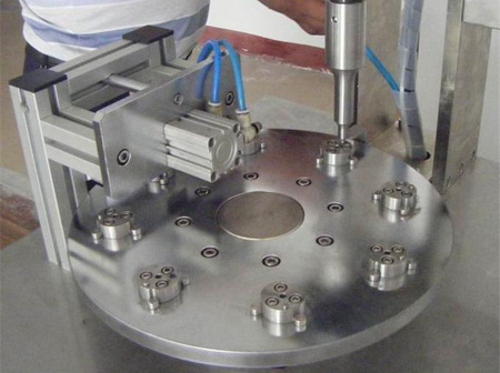 轉盤(pán)式超音波焊機