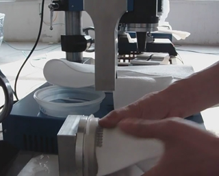 環(huán)保過(guò)濾行業(yè)產(chǎn)品超聲波熱熔圖片