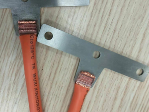 銅鋁線(xiàn)片超聲波金屬點(diǎn)焊圖片