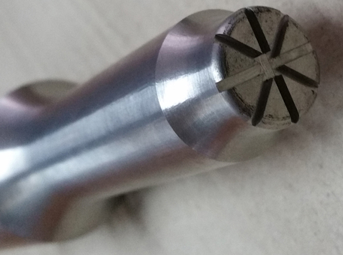 中空板周裝箱超聲波點(diǎn)焊接圖片