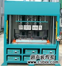 中空板周轉箱焊接機焊接案例