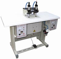 超聲波口罩點(diǎn)焊機