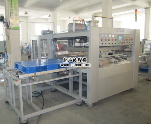 塑料托盤(pán)熱板機