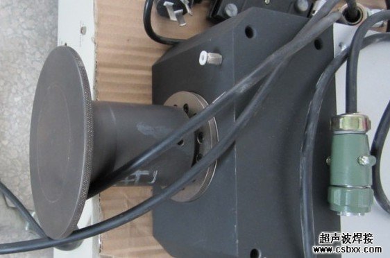 無(wú)錫睿特滾焊系統