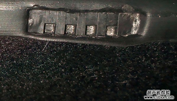 汽車(chē)衣帽架包邊機