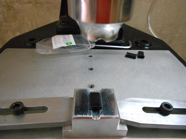 車(chē)載u盤(pán)超聲波焊接機