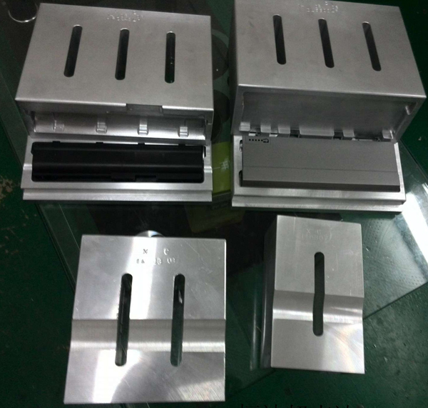 動(dòng)力車(chē)電池焊接機