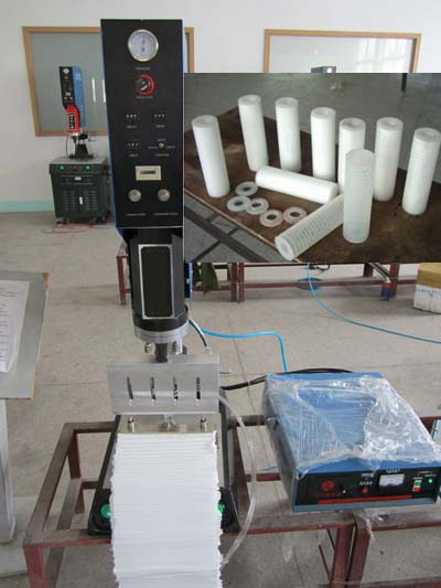 折疊過(guò)濾紙縱縫超聲波焊接機