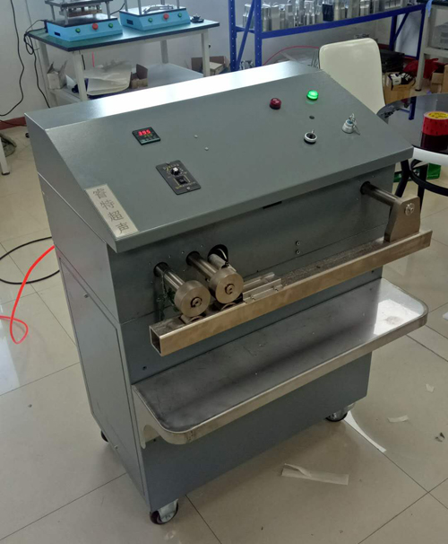 �Ӿ�ᳬ�VĤ�пp���L(f��ng)��ϸߜغ���ҕ�l